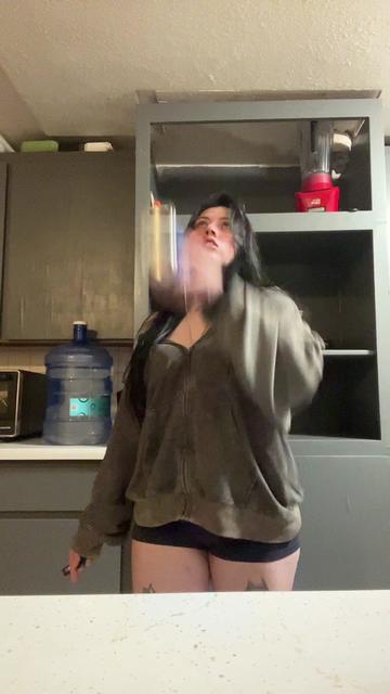 @ladybreaddealer