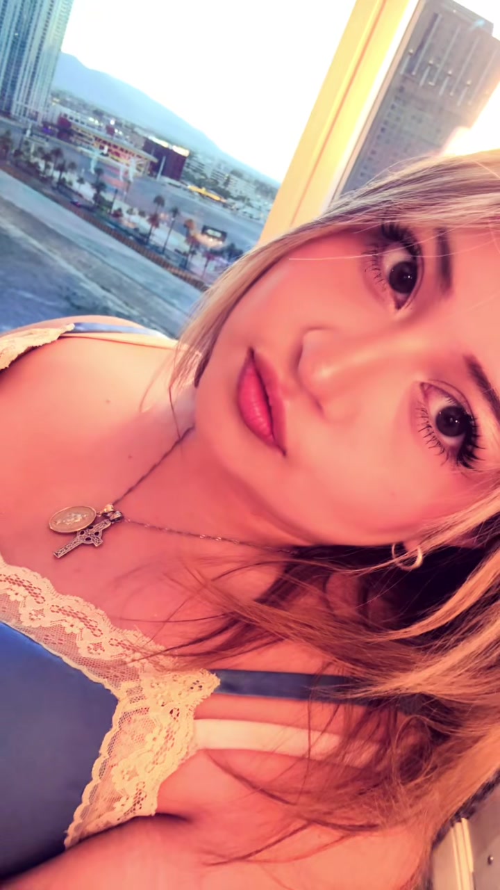 @Sophie<3