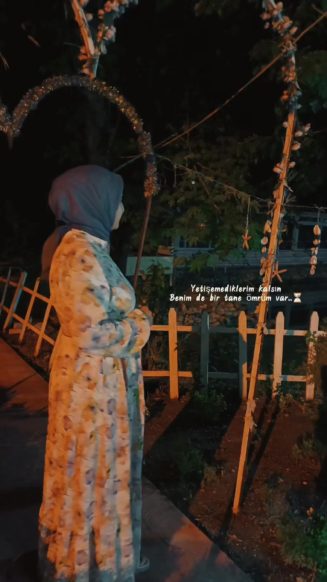 @hilal g&ouml;k&ccedil;e