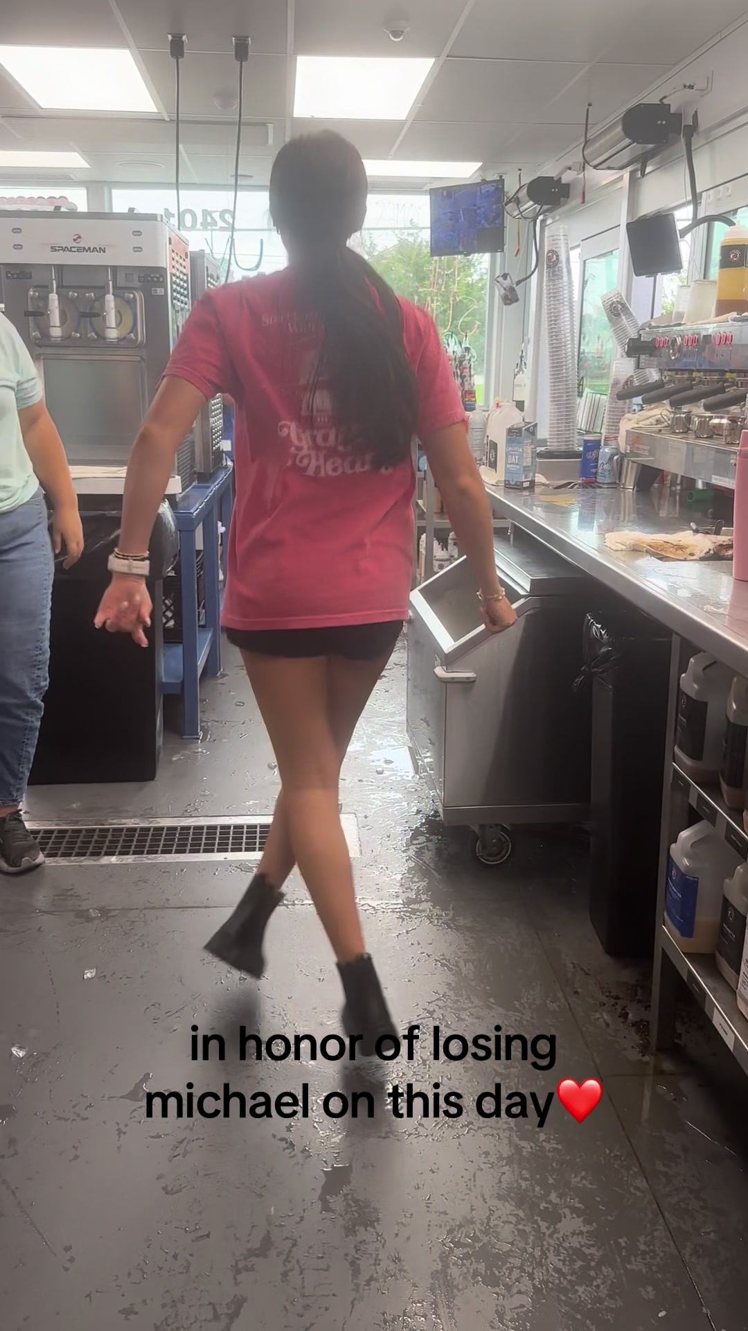 @kaitlyn_linares