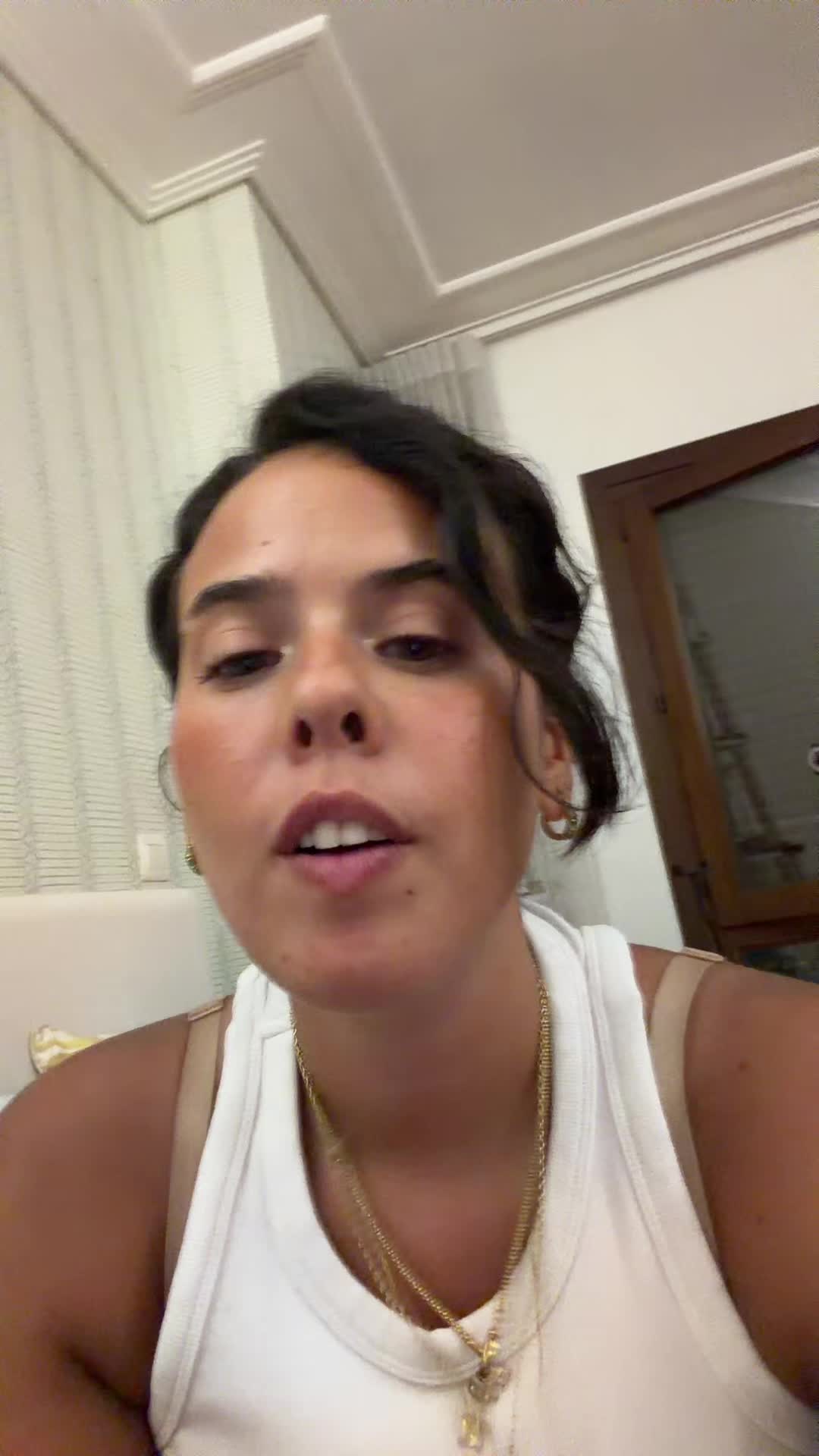 @nenas teixeira