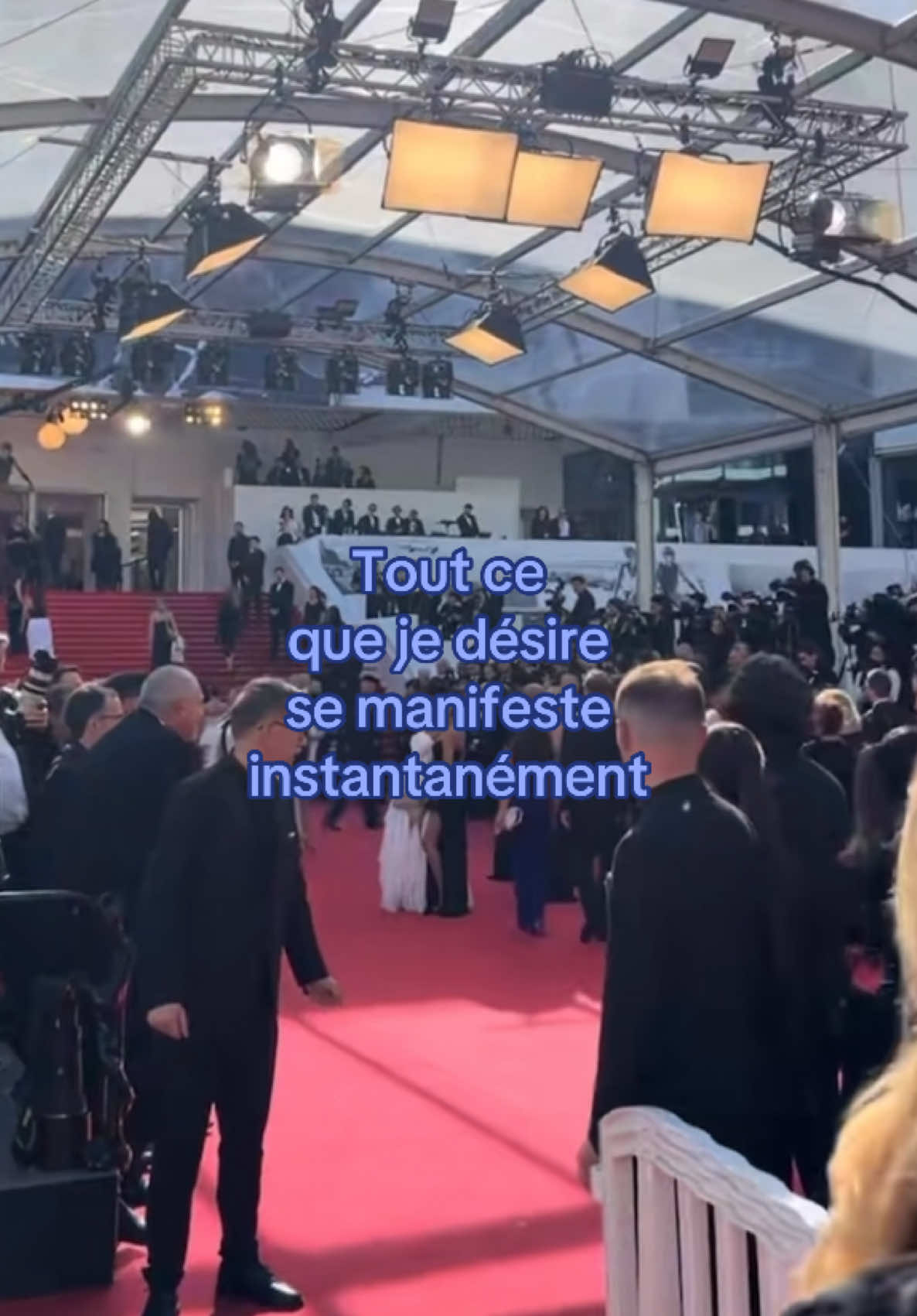 @oliviaa_zeline 🇫🇷