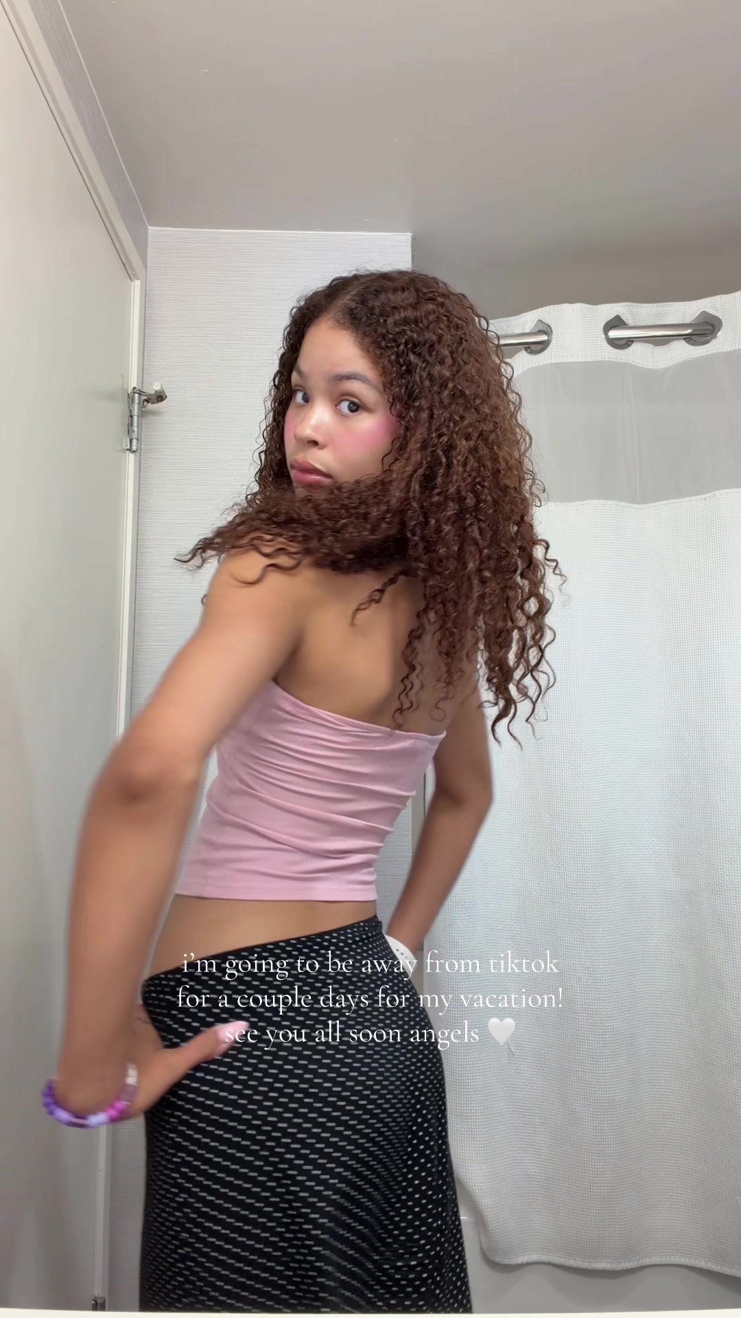 @elle ౨ৎ