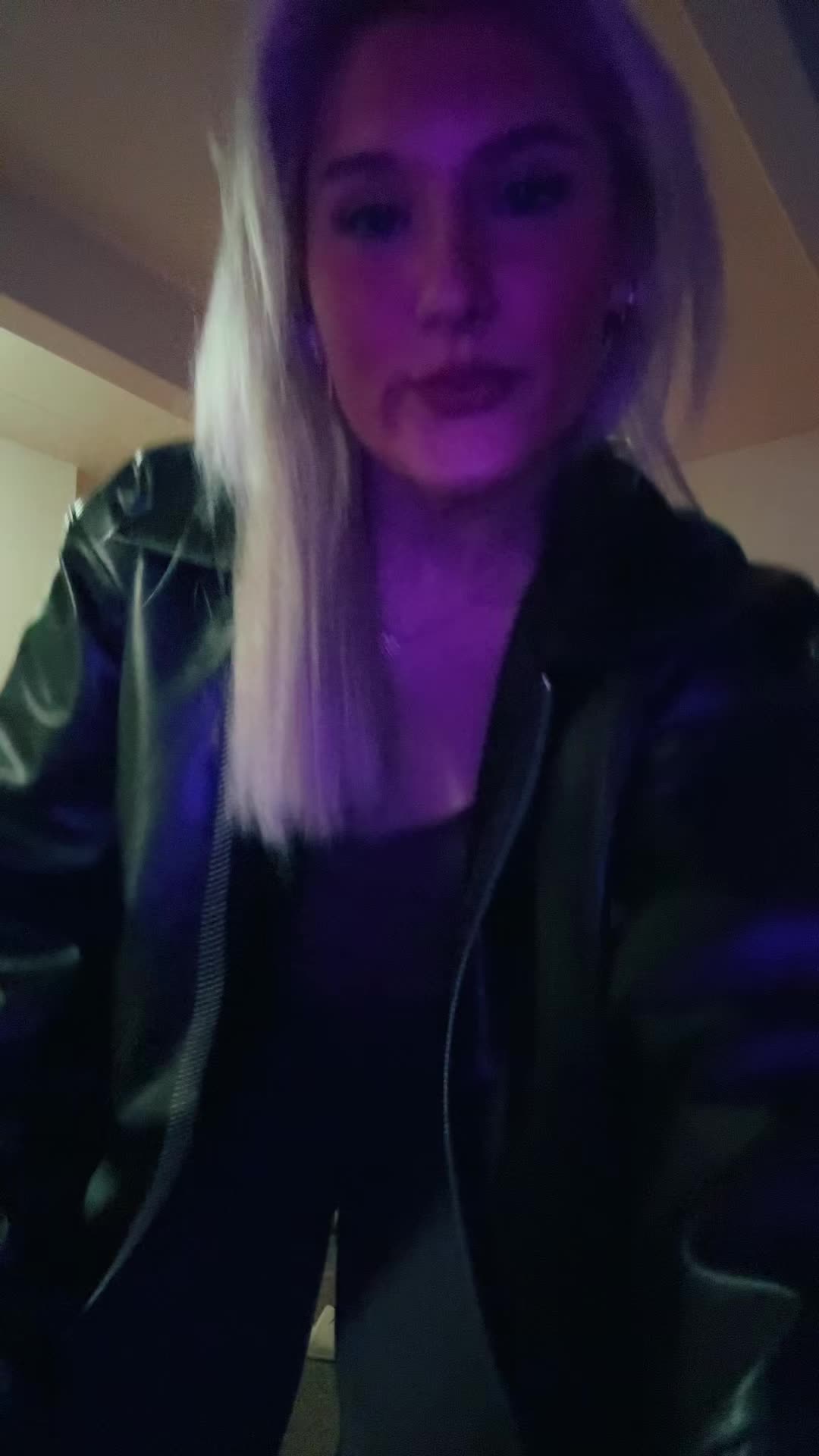 @mackenzie b