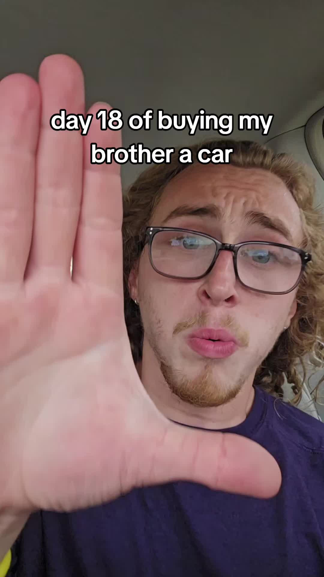 @GoldieGl0cks