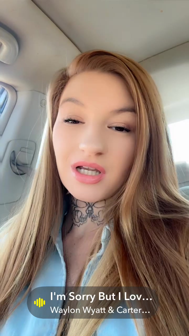 @CourtneyMarie222
