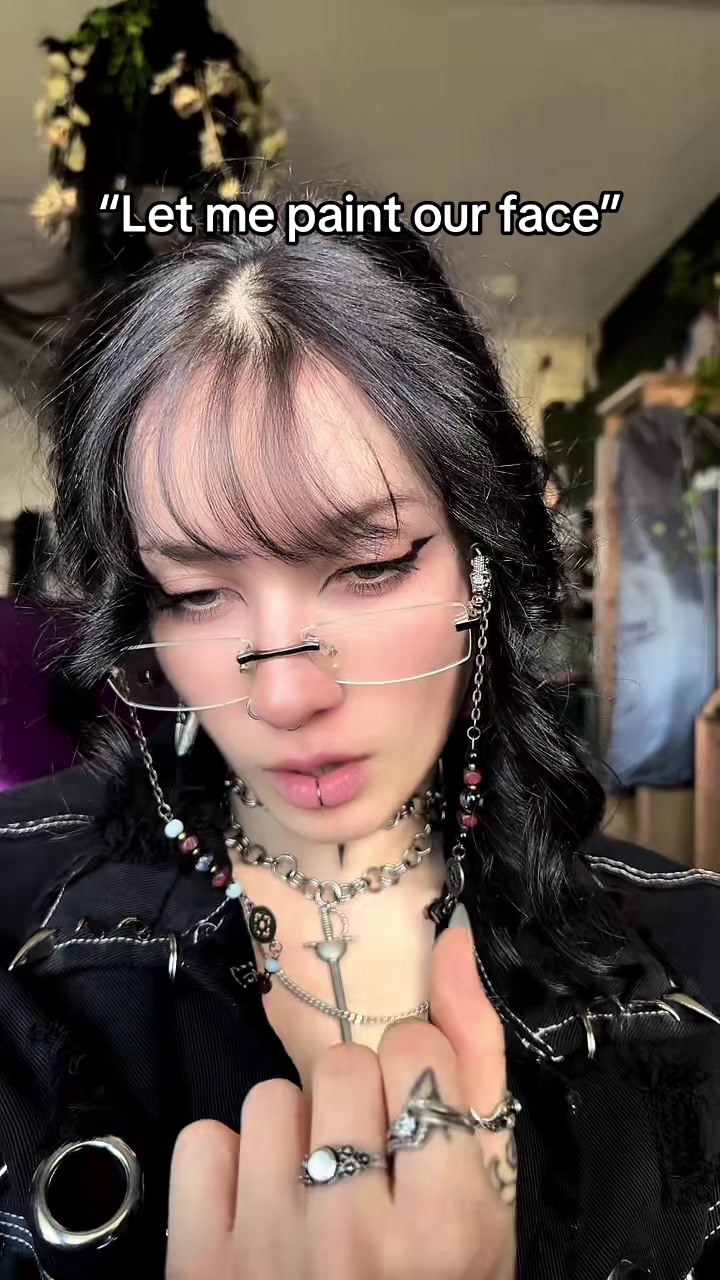 @lydia.bwood