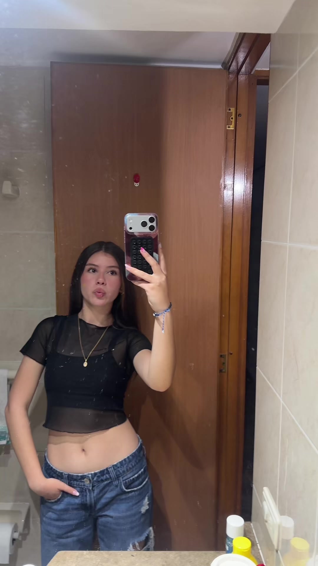 @isabella_ruiz