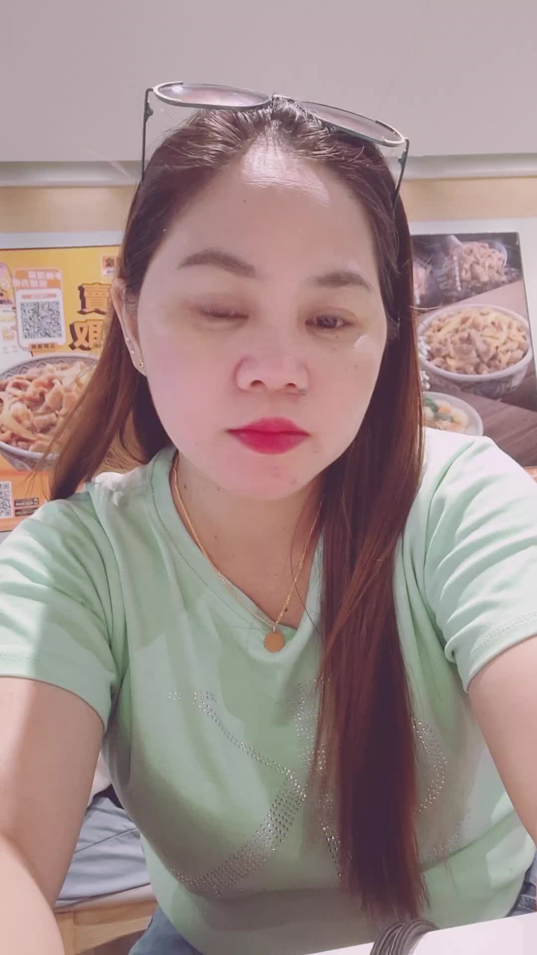@lheslyn04