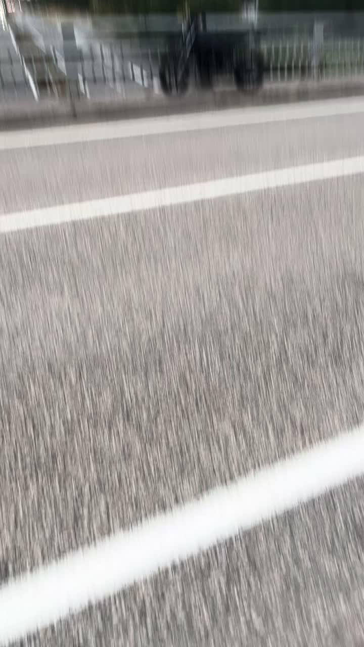 @mrtrackk_