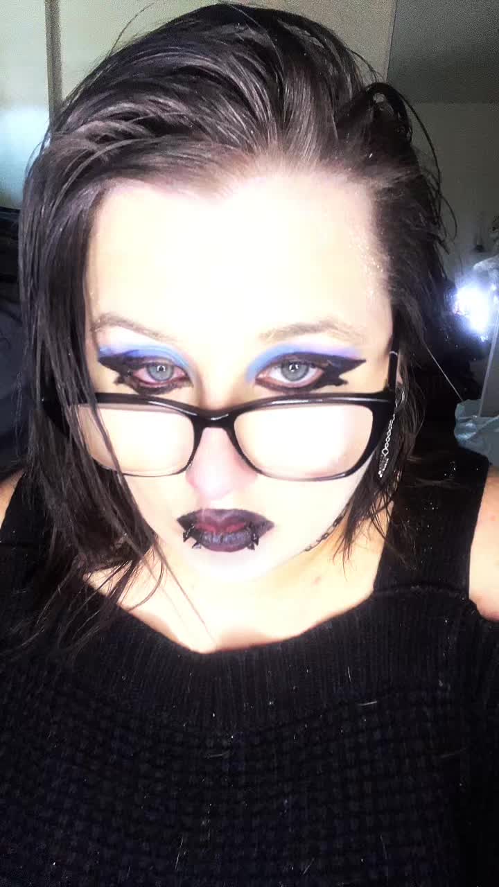 @sp00ky_treats