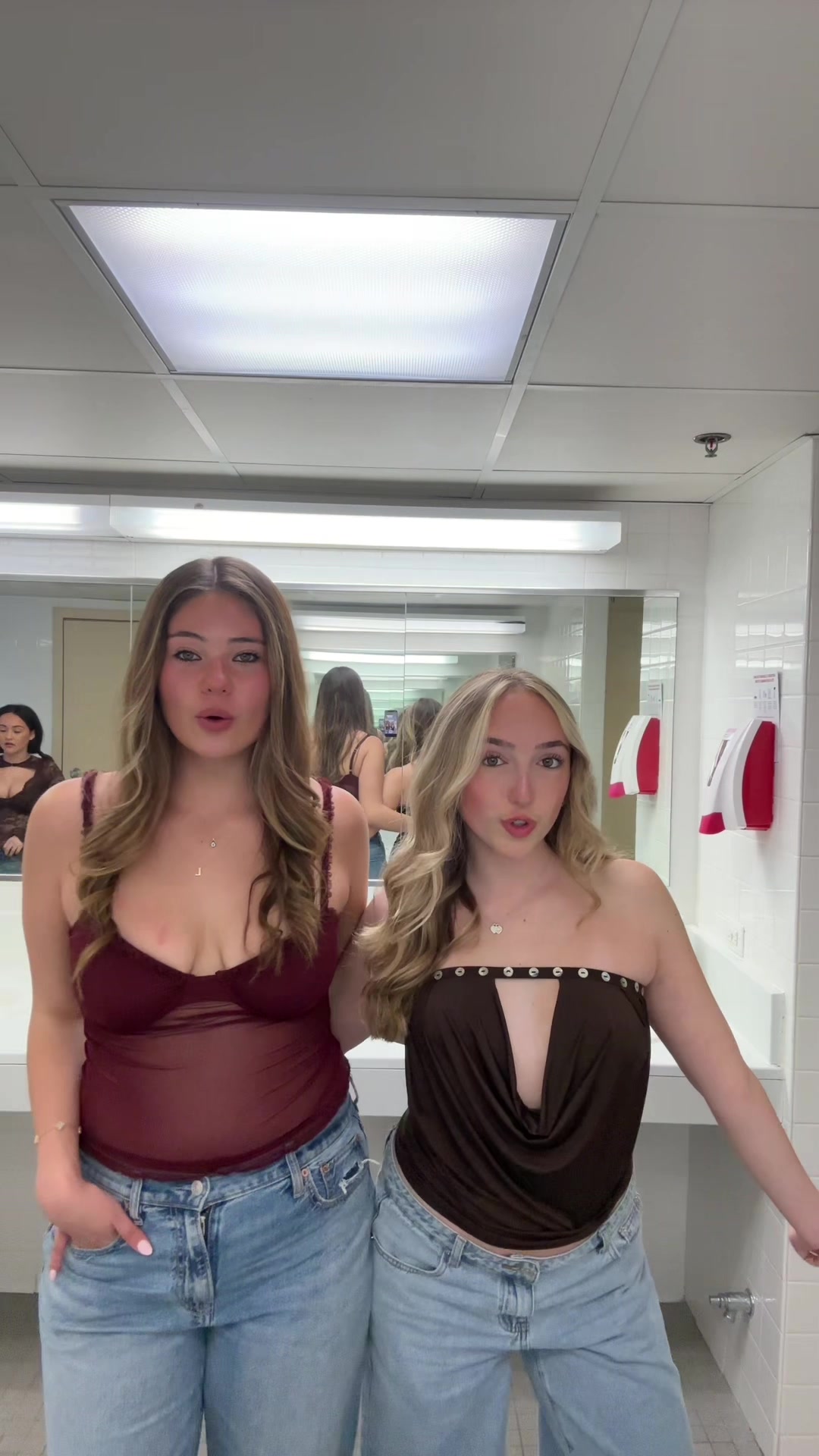 @Lara