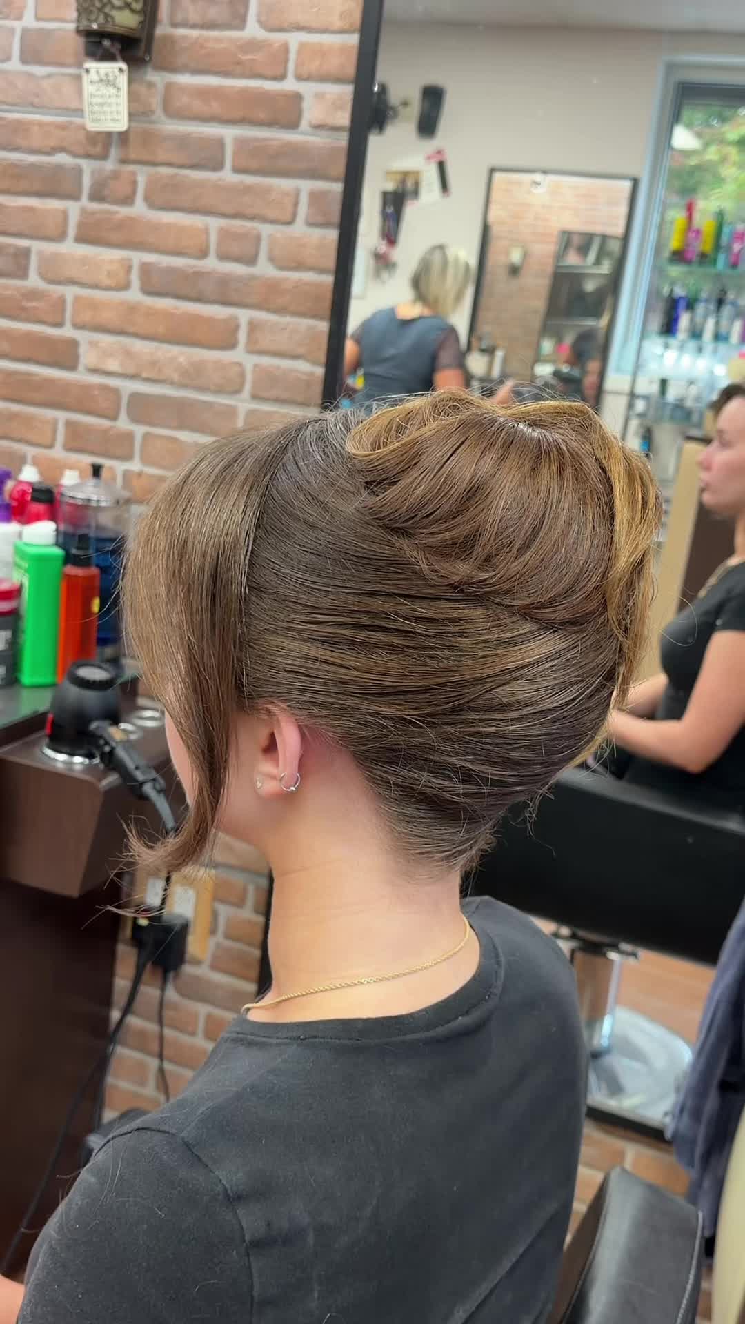 @Suzana’s beauty salon