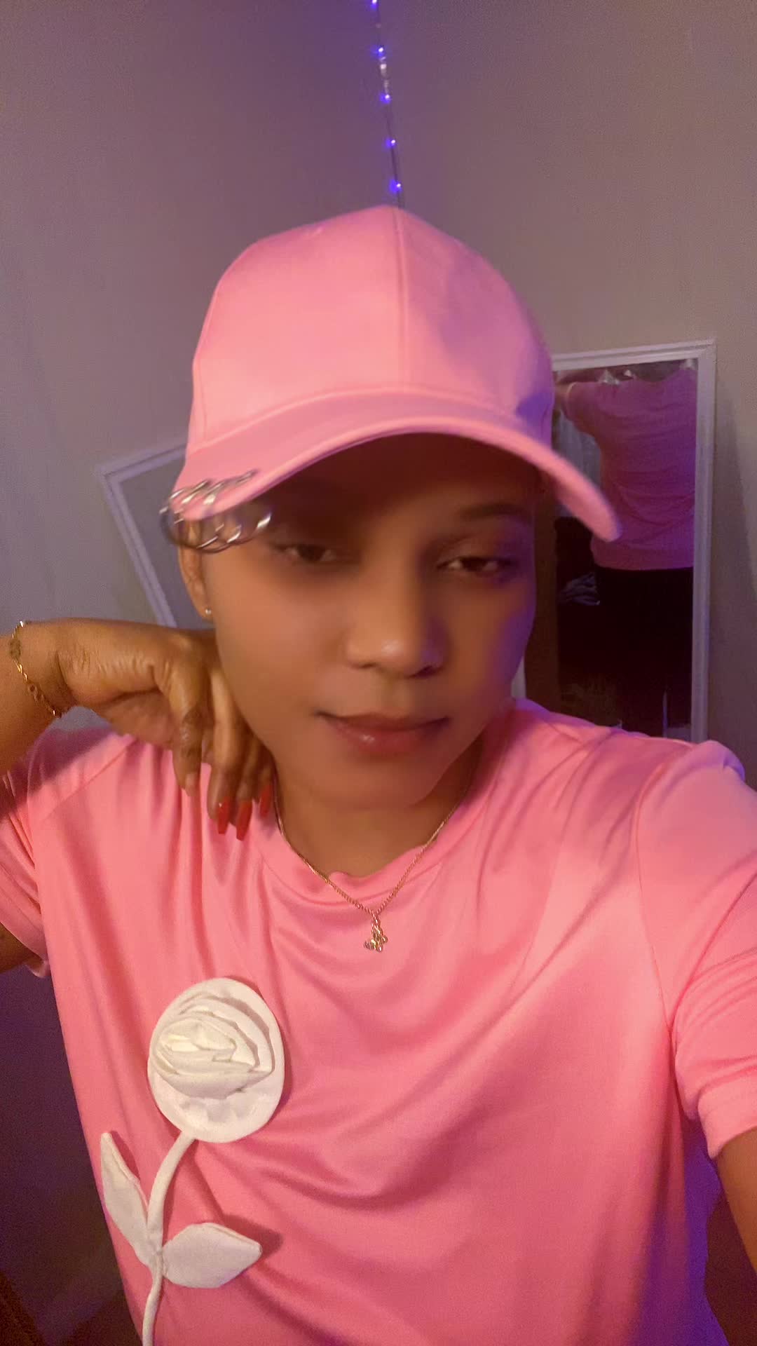 @shelou