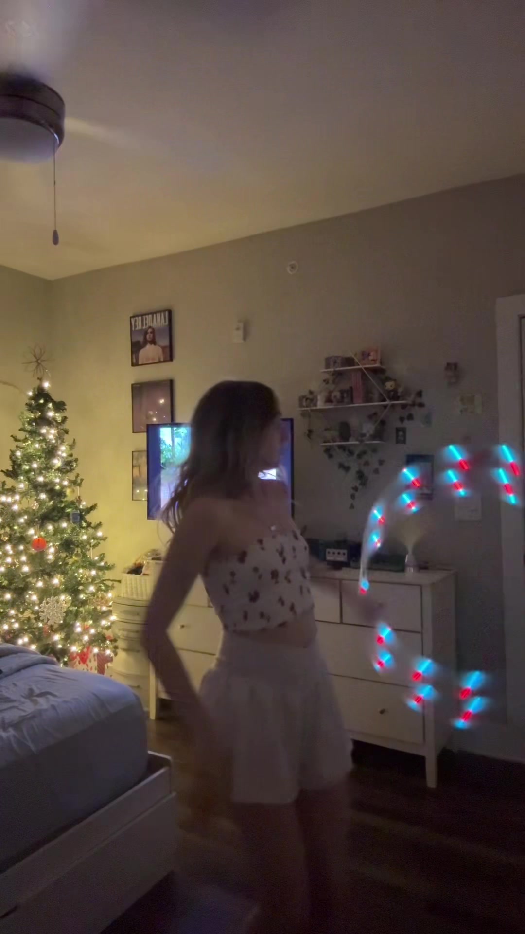 @lily