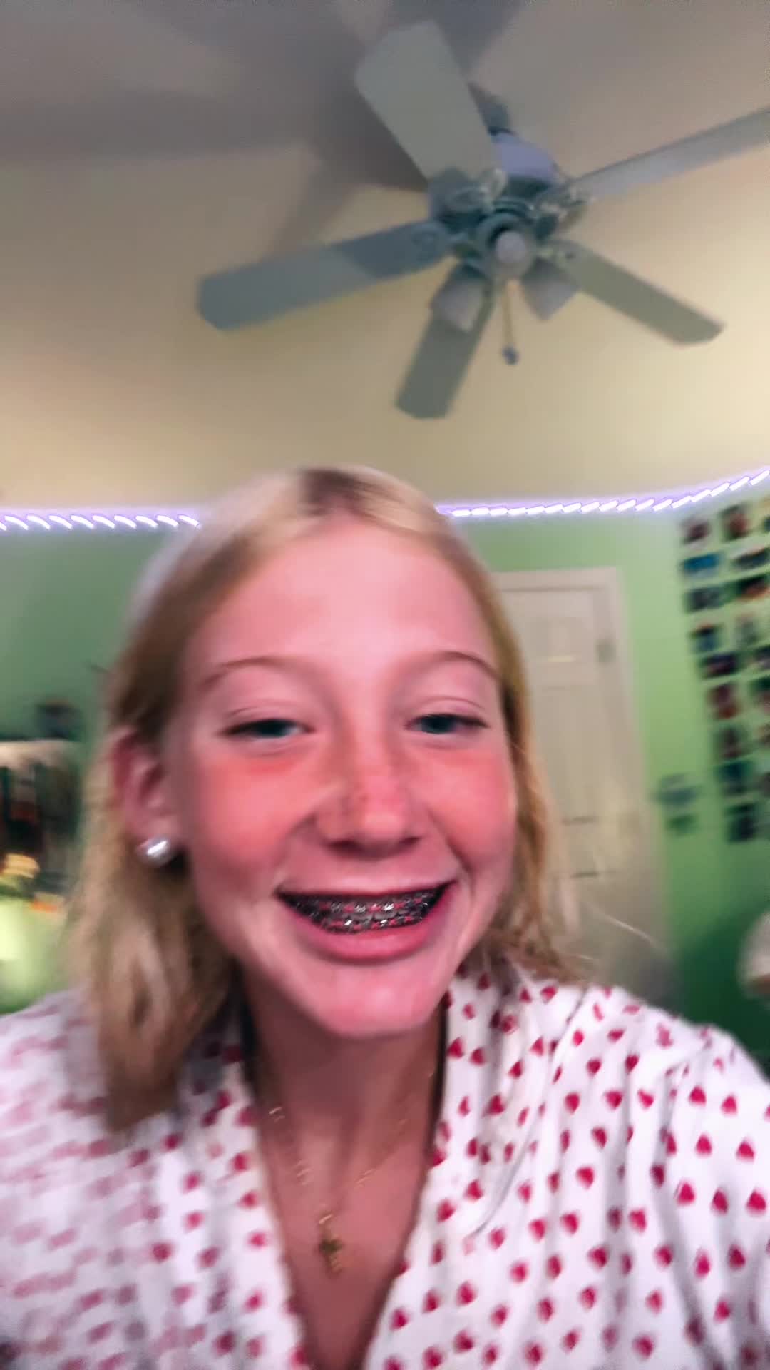 @juliaa