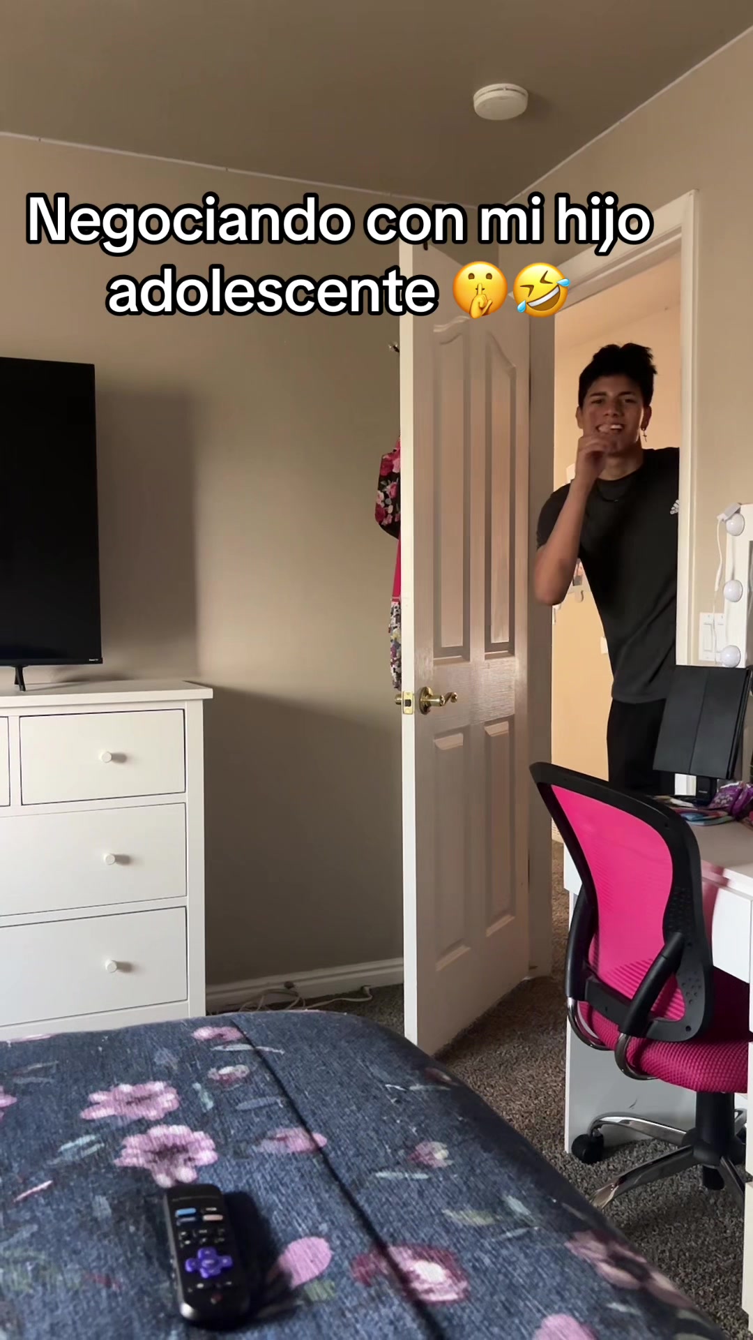 @Mama Latina Moderna