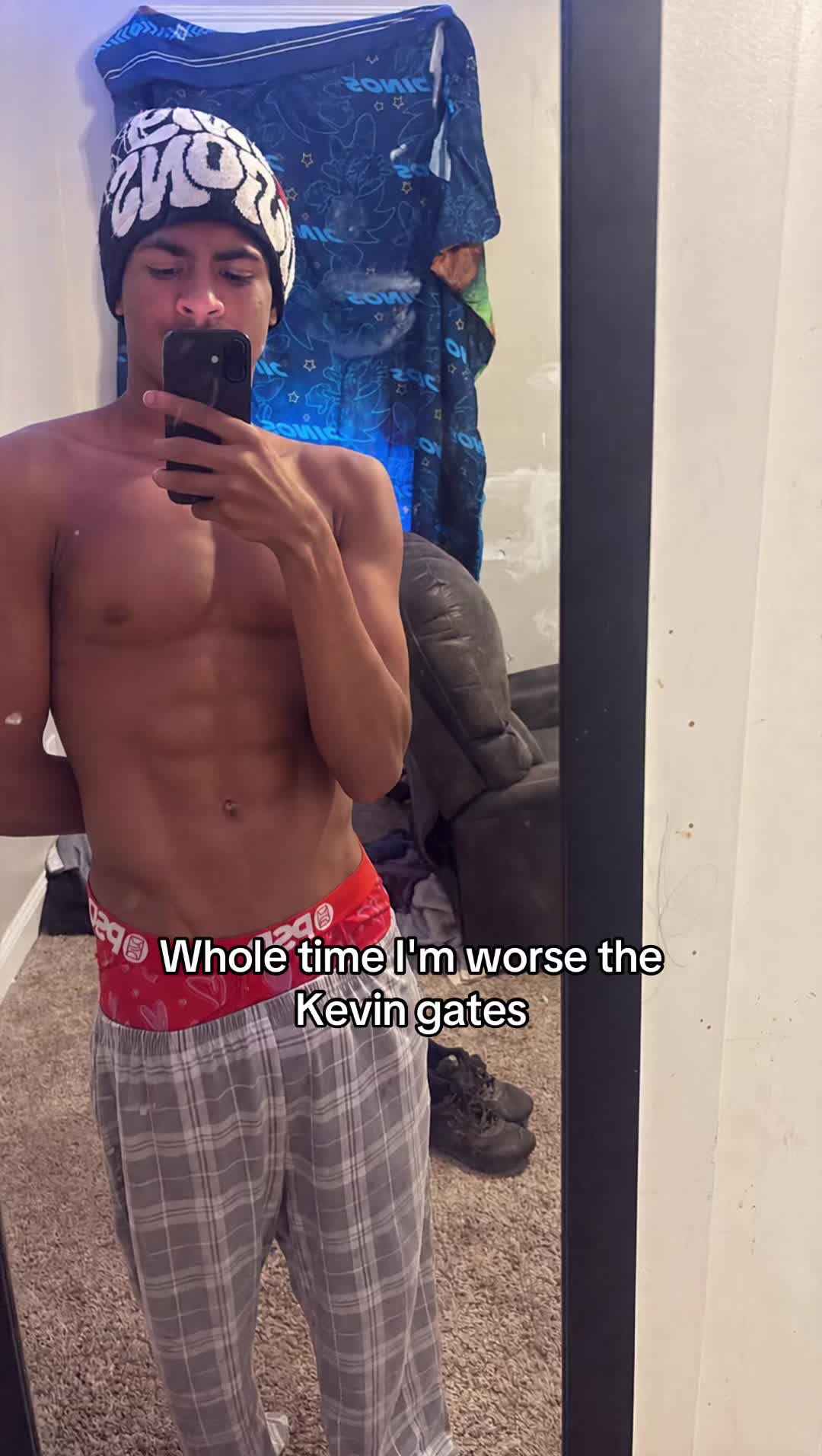 @⃟