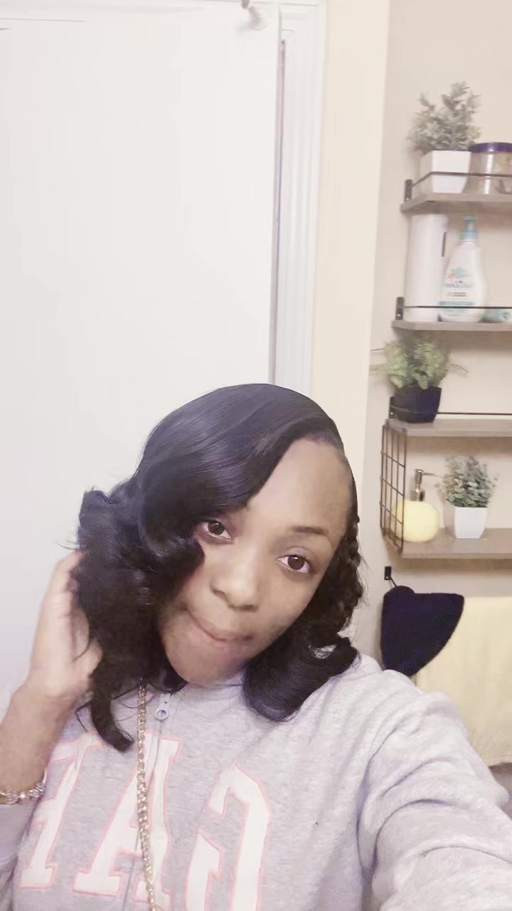 @thequeenduhh__