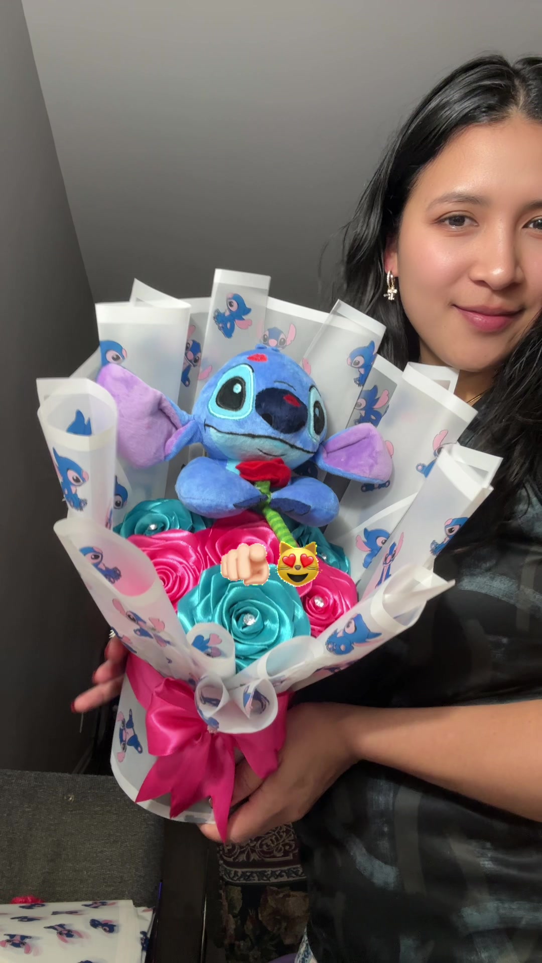 @Vanessa ✨️🦋
