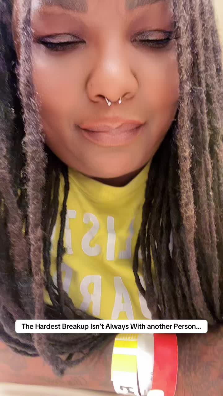 @Miss B ✨