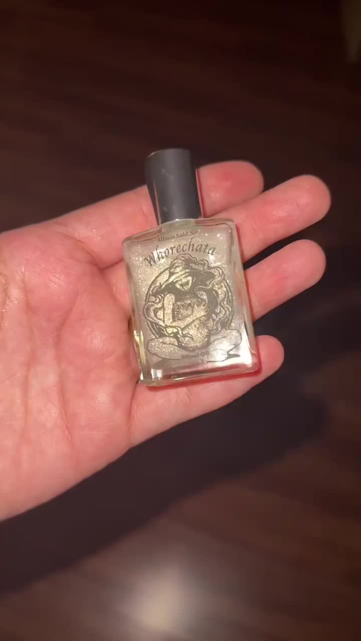 @Bruja Perfume Lab