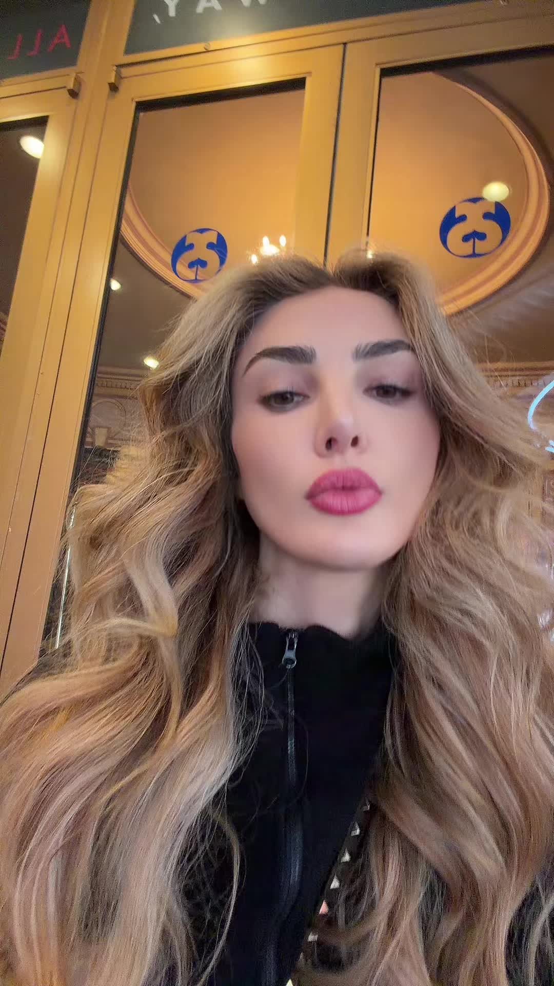 @itskenzieanne