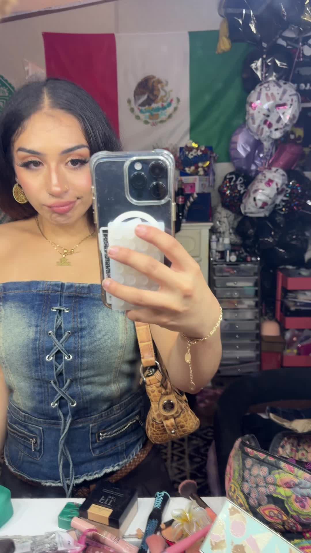 @jasminee😻