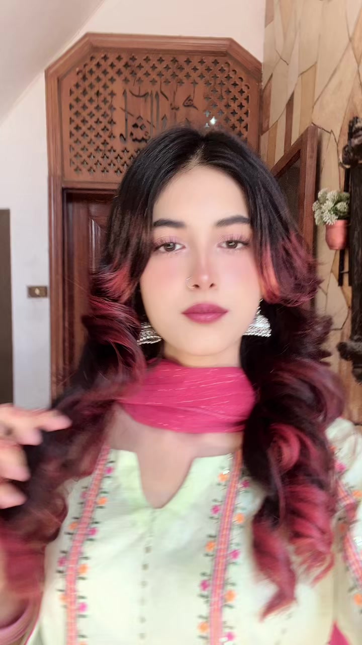 @Neha👾