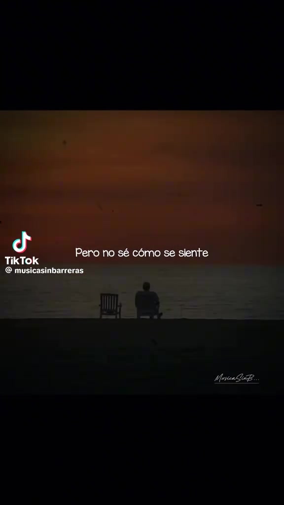 @Laura🦋