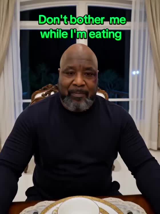@Stogieandastory