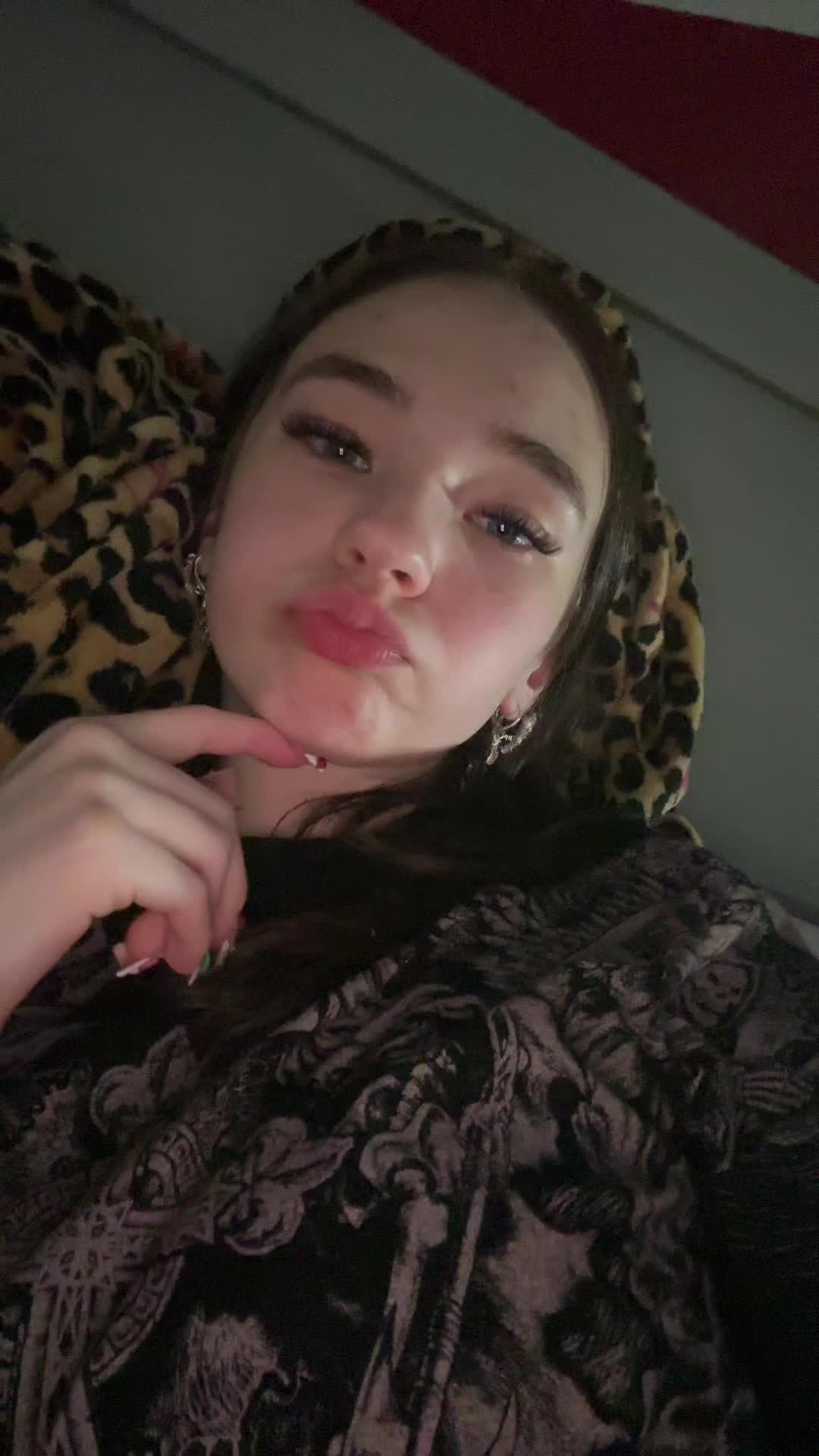@riott4skrillaa