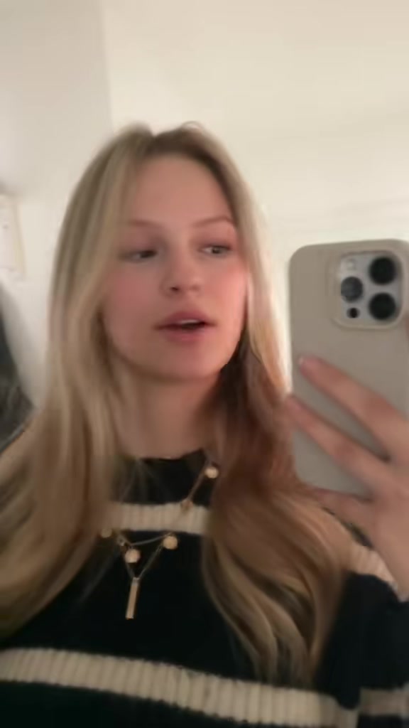 @elliii