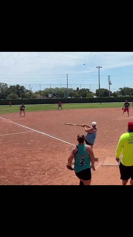 @that.slowpitch.lefty