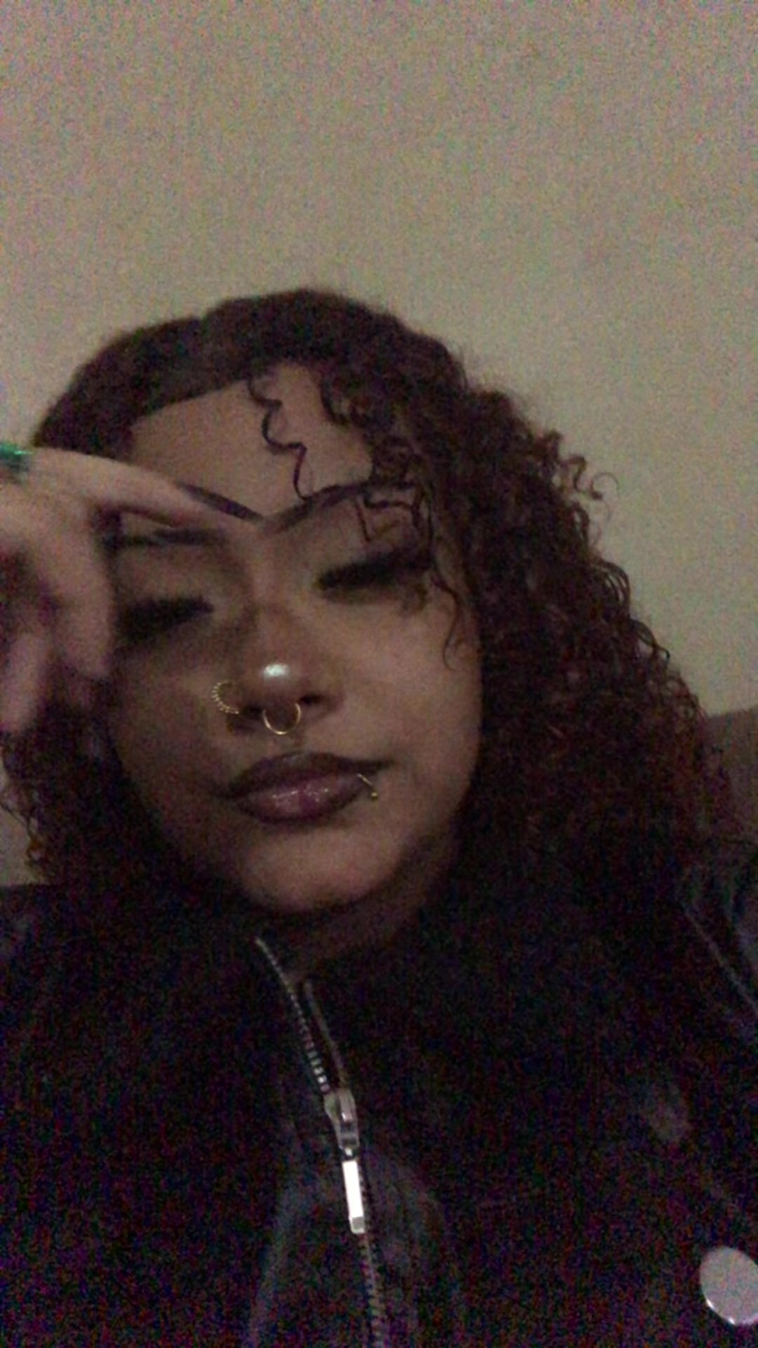 @eshy__