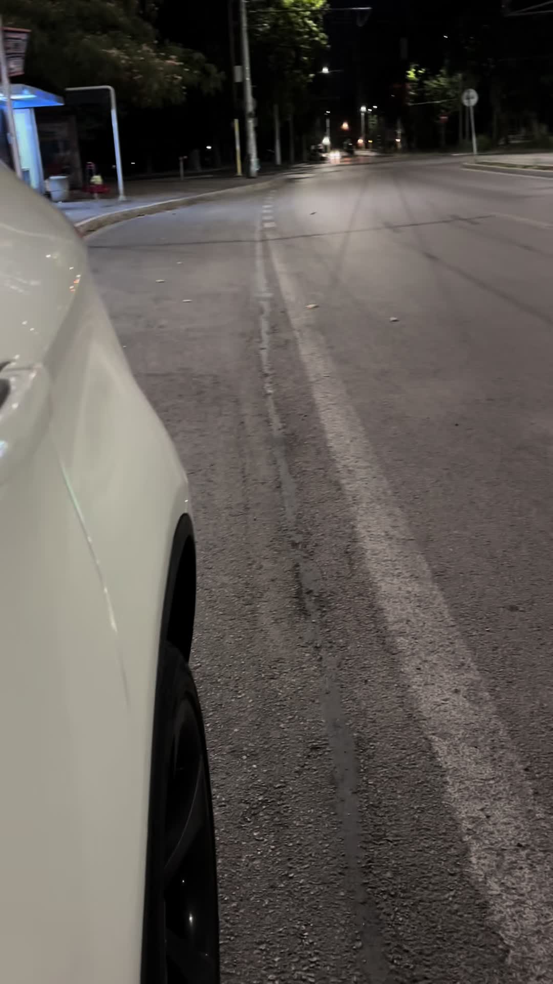 @n.mollov.e39