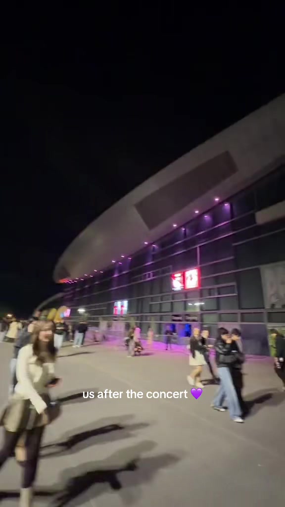@𝐌𝐚𝐝𝐢𝐧𝐚ꨄ𝐚𝐮𝐭𝐡𝐨𝐫
