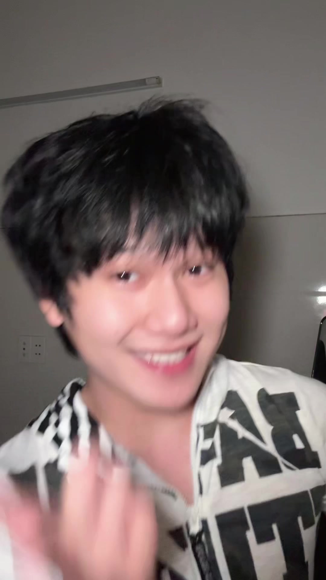 @Quàng Quanh