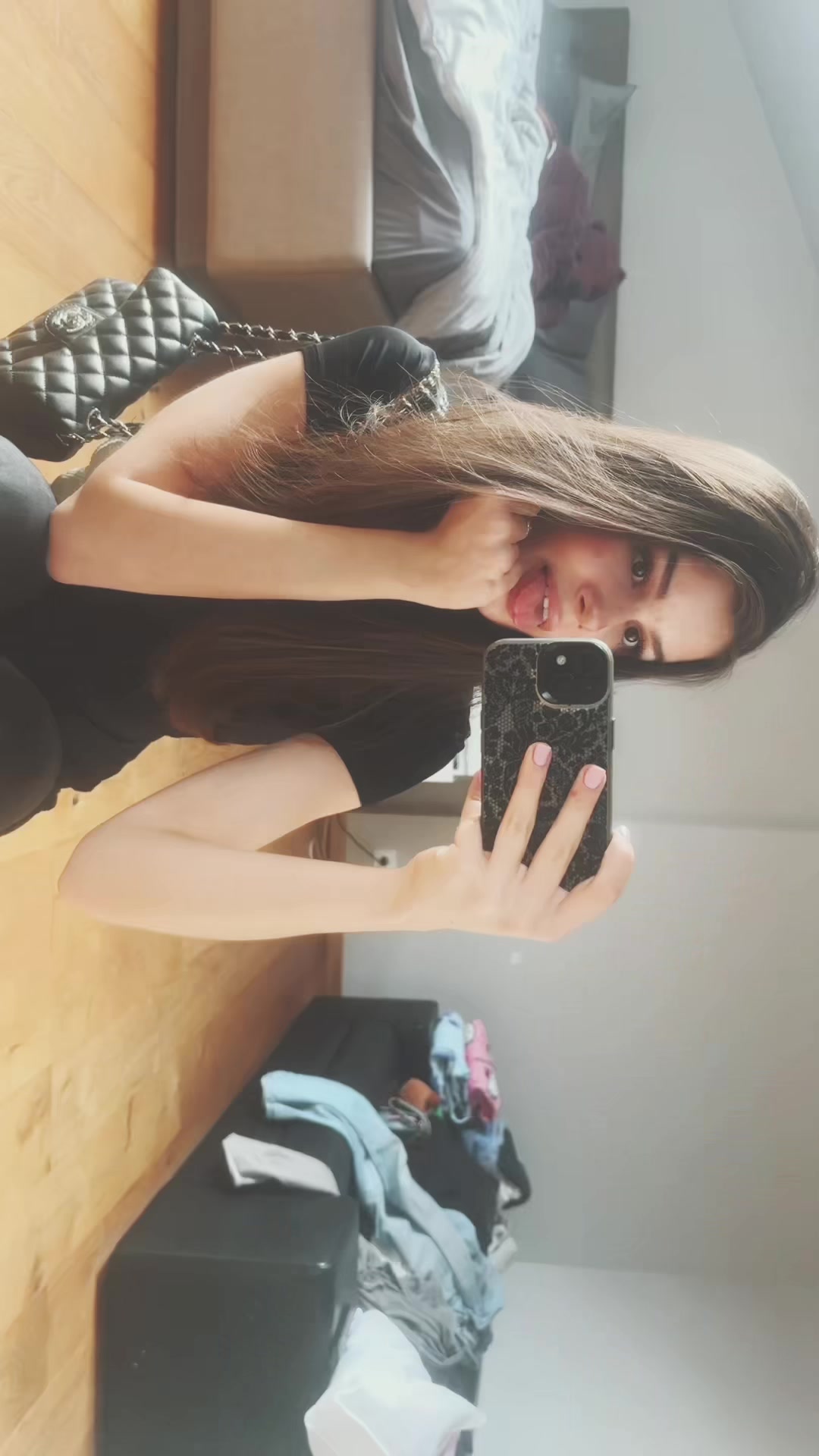 @…