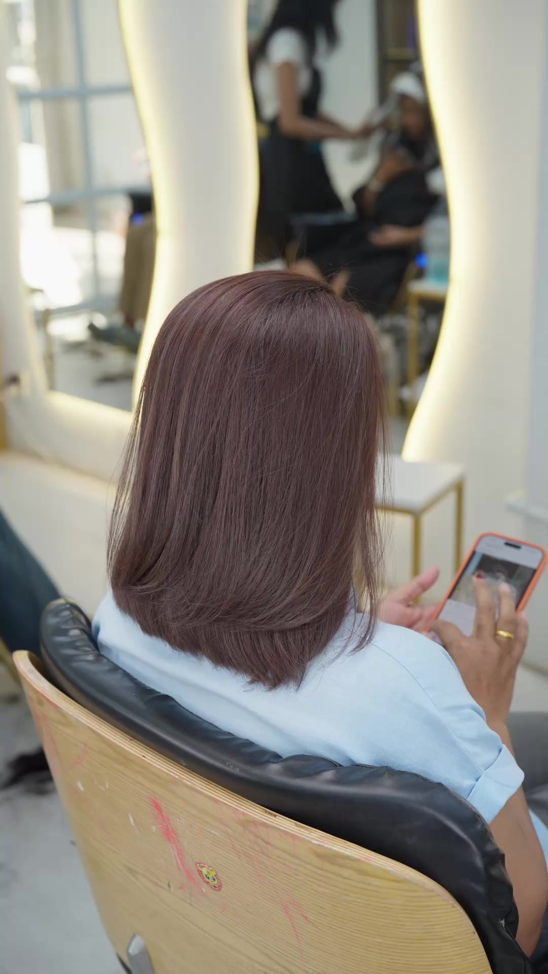 @Por Por Salon