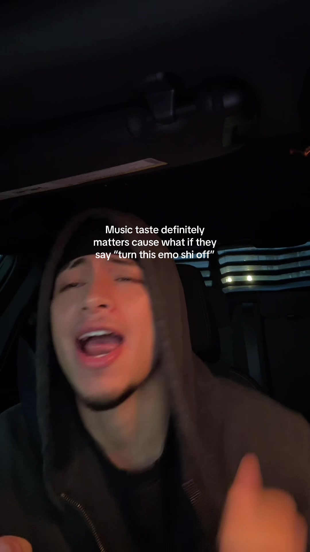 @J A Y S I E