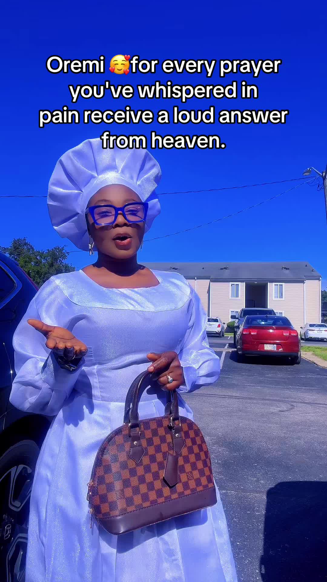 @_tioluwalopehh on IG
