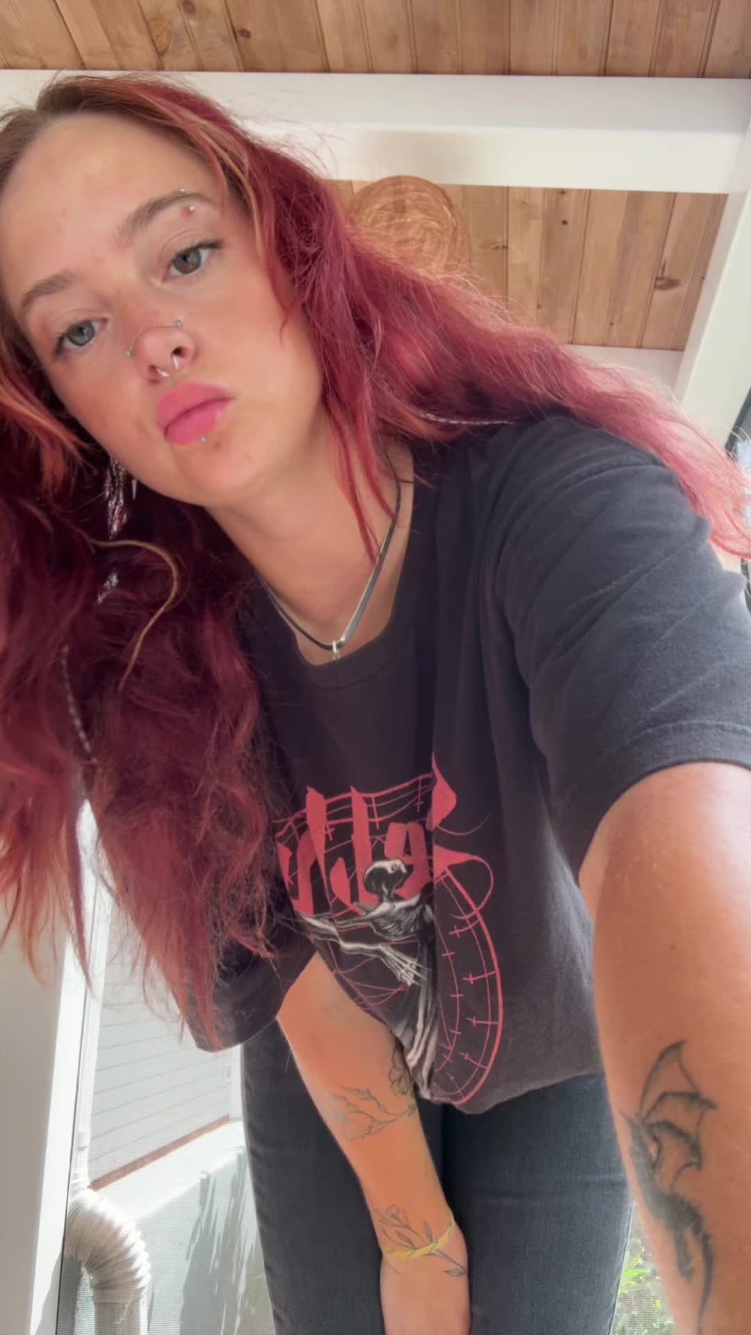 @Sky🌶️