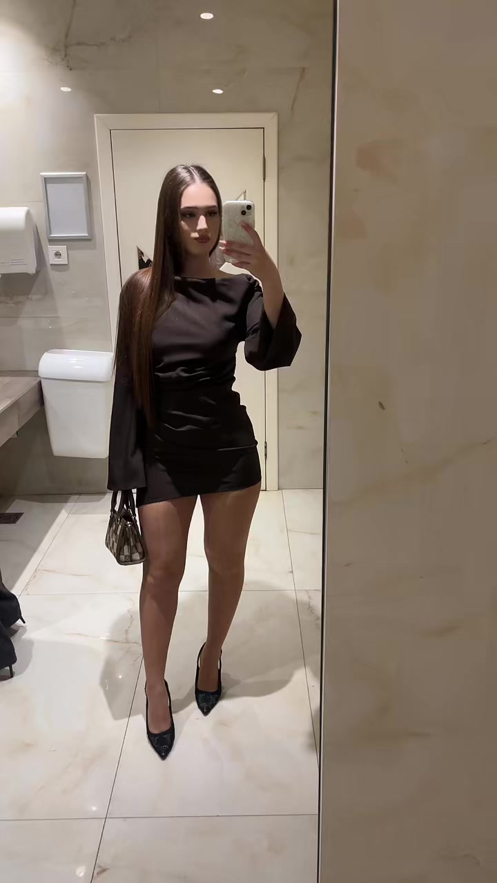 @elena