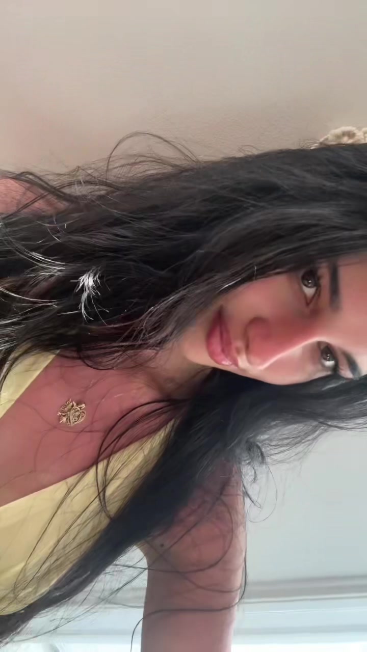 @Valentina