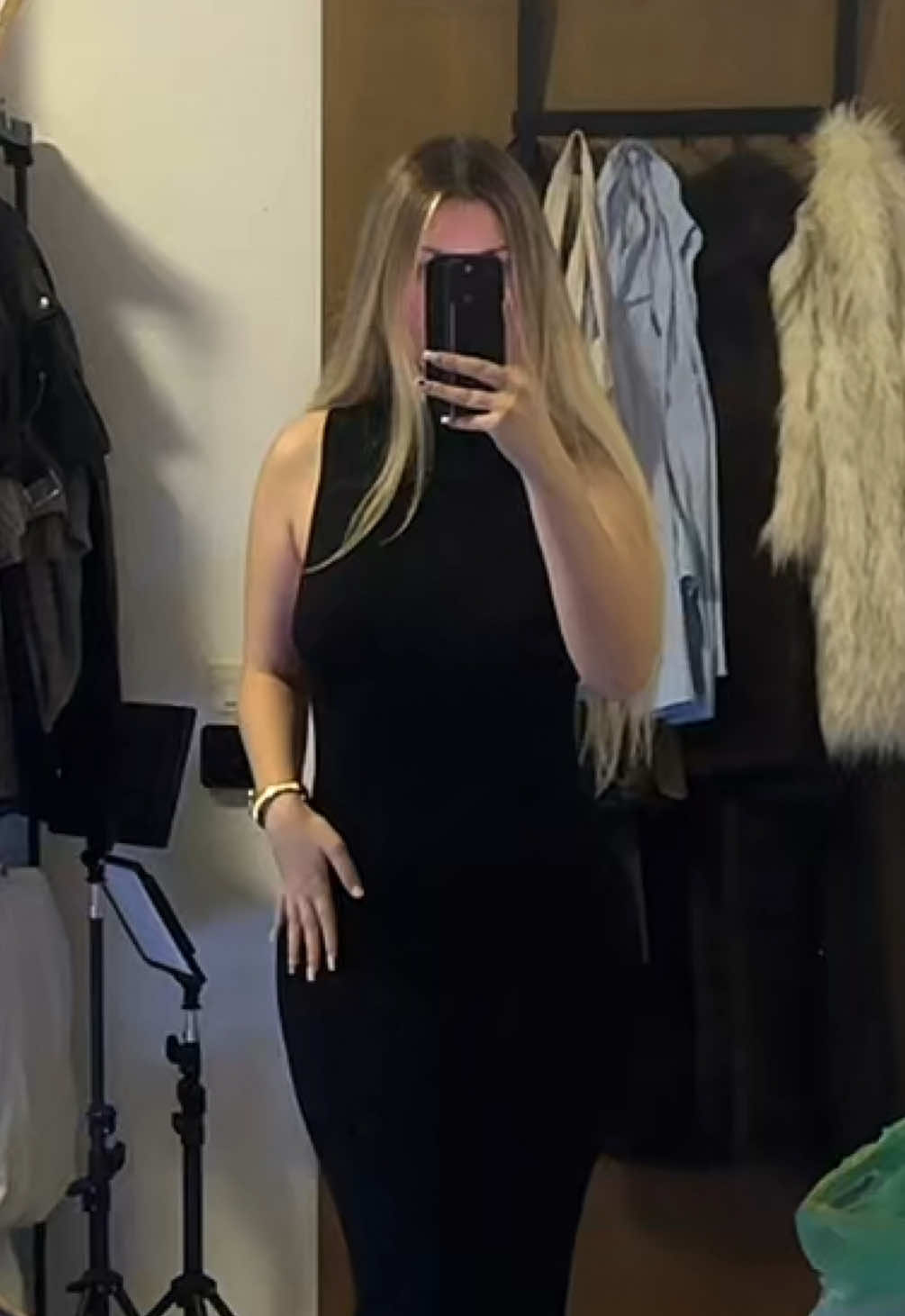 @caramelanonymous