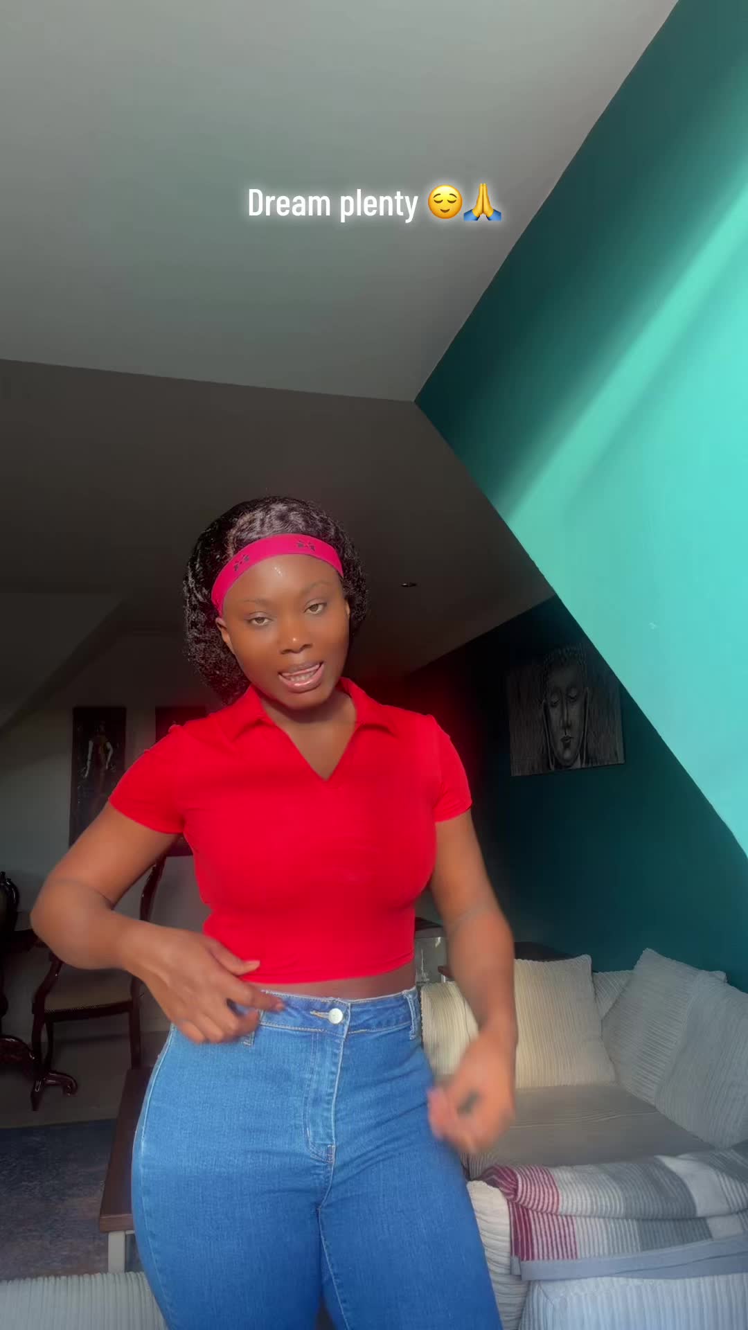 @Afra🥰🇬🇧
