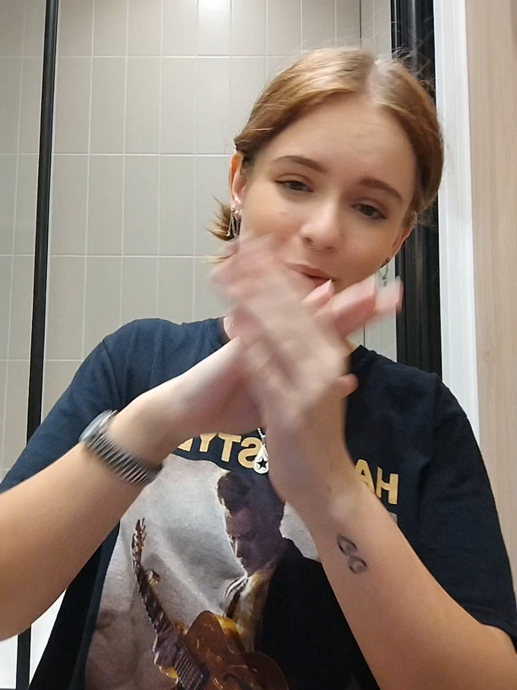 @𝐋𝐞𝐧𝐚
