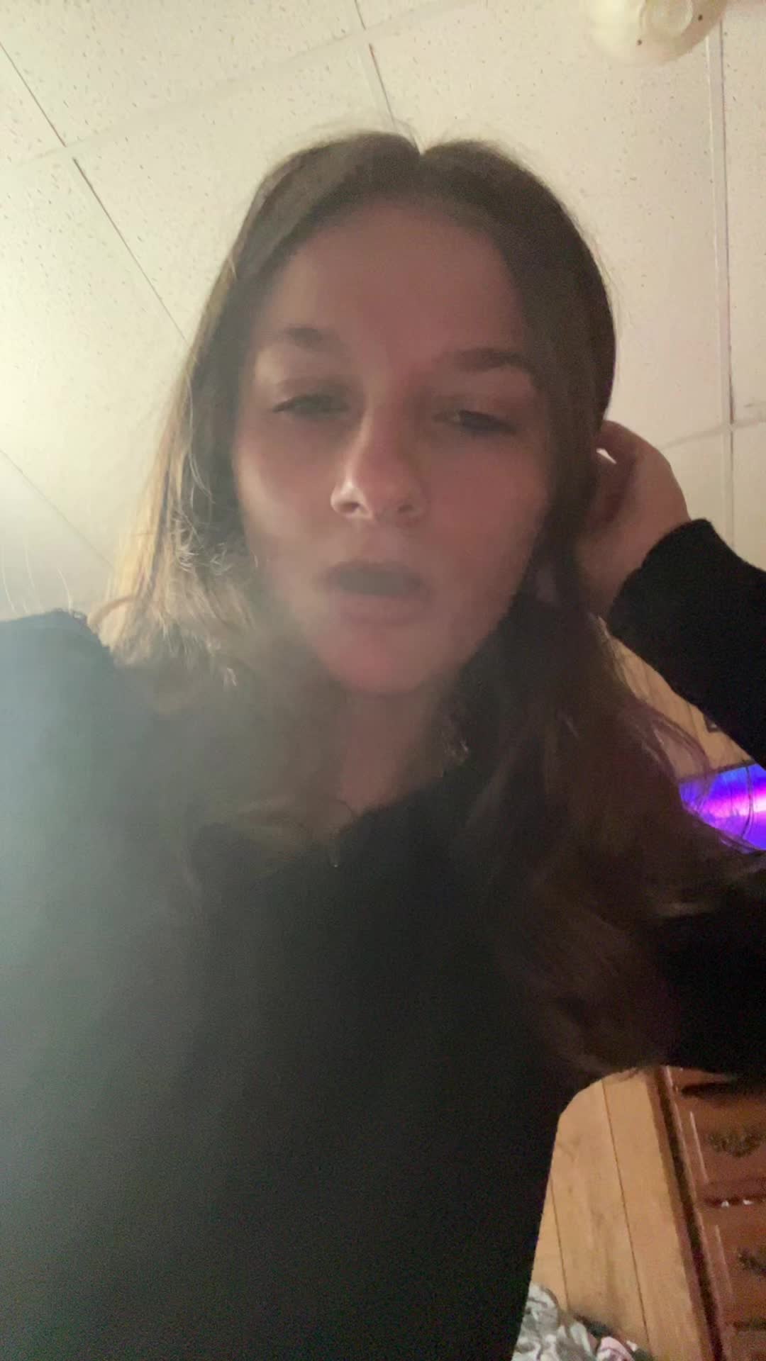@shayla0o0