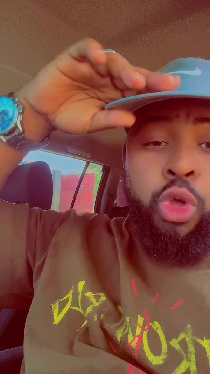 @DaMiLo🧨🐇
